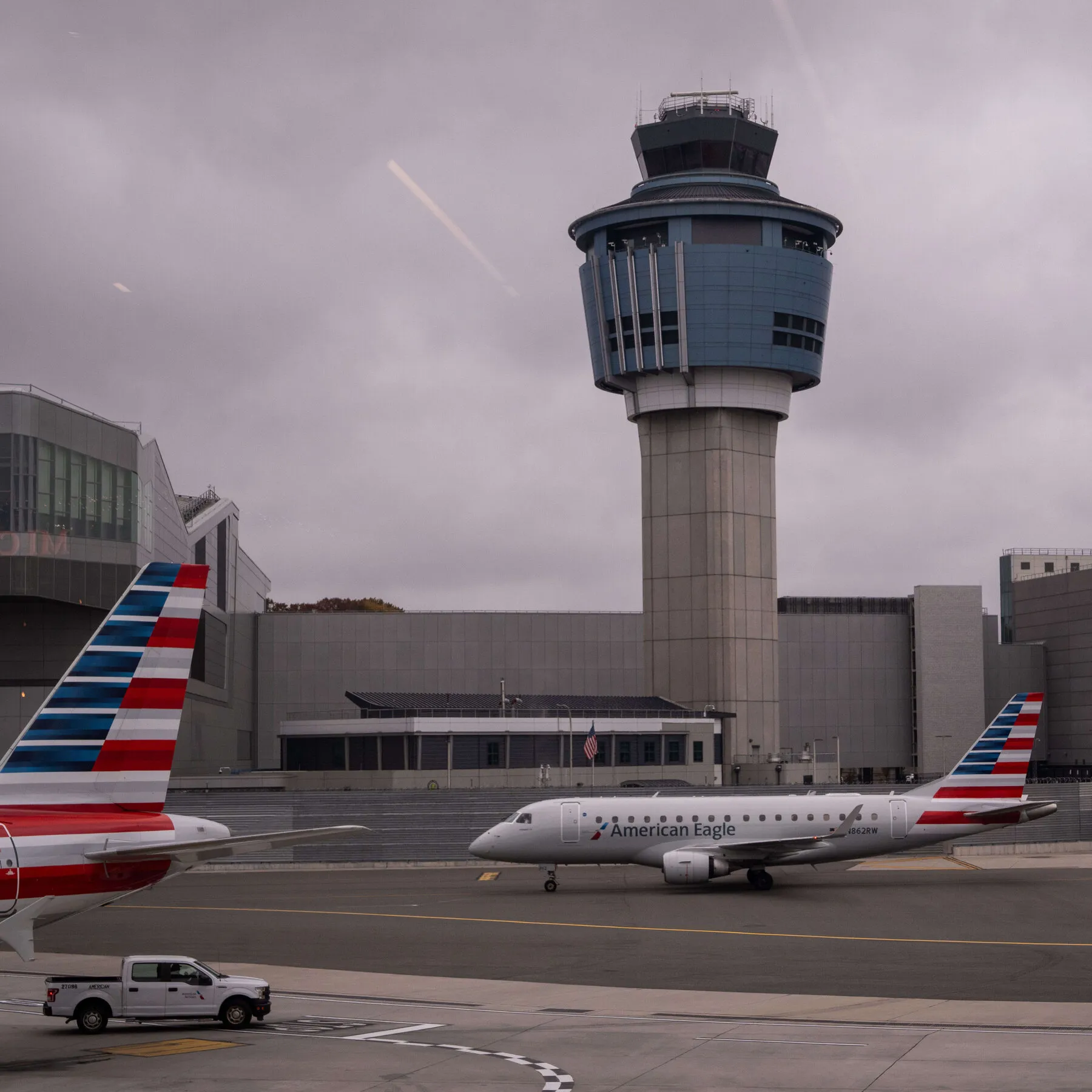 How Many Air Traffic Controllers Are Needed Overnight?