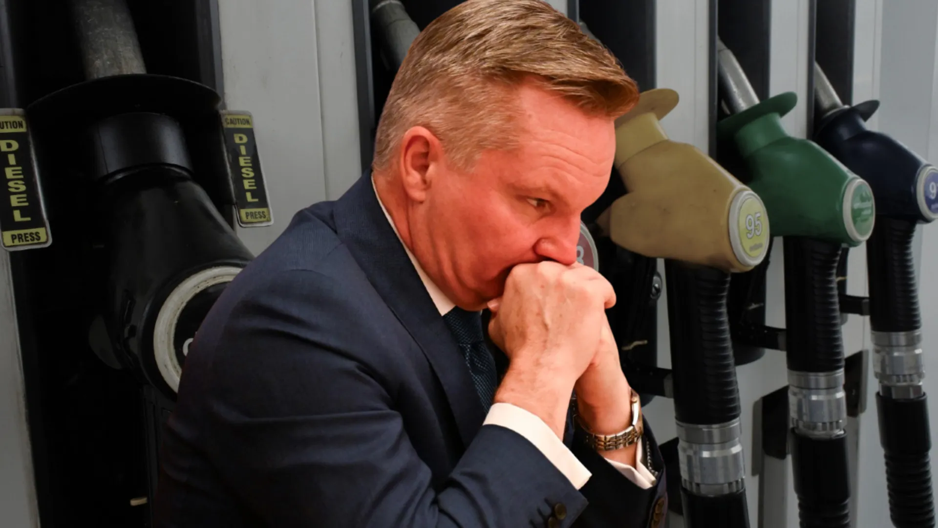 Sky News Australia. . Climate Change and Energy Minister Chris Bowen outlines exactly how many service stations in Australia are currently out of fuel. - facebook.com